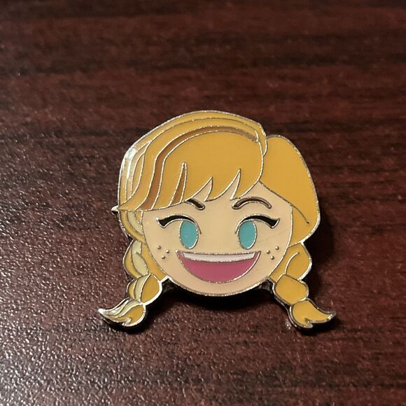 Disney Other - Walt Disney World Frozen Anna Emoji‎ Blitz Smiling Trading Pin